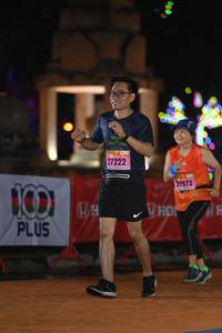 BIB: 27222, 21073
                            <button type="button" onclick="openModal(17188626)" class="btn btn-primary btn-sm float-right btn-popup" data-toggle="modal" data-target=".modal-high-quality">
                        <i class="fas fa-shopping-cart"></i> Add to Cart
                    </button>
                                            <button type="button" onclick="isThisMe(17188626, true)" class="btn btn-success btn-sm float-right btn-popup btn-isme hidden" data-toggle="tooltip" data-placement="bottom" title="นี่คือรูปของคุณใช่ไหม คลิกที่นี่เพื่อเอาเข้าอัลบั้ม">
                        <i class="fas fa-plus"></i> Add to album
                    </button>
                    <button type="button" onclick="isThisMe(17188626, false)" class="btn btn-warning btn-sm float-right btn-popup btn-isnotme hidden">
                        <i class="fas fa-ban"></i> Remove from album
                    </button>