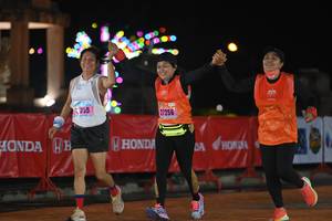 BIB: 355, 27256
                            <button type="button" onclick="openModal(17187945)" class="btn btn-primary btn-sm float-right btn-popup" data-toggle="modal" data-target=".modal-high-quality">
                        <i class="fas fa-shopping-cart"></i> Add to Cart
                    </button>
                                            <button type="button" onclick="isThisMe(17187945, true)" class="btn btn-success btn-sm float-right btn-popup btn-isme hidden" data-toggle="tooltip" data-placement="bottom" title="นี่คือรูปของคุณใช่ไหม คลิกที่นี่เพื่อเอาเข้าอัลบั้ม">
                        <i class="fas fa-plus"></i> Add to album
                    </button>
                    <button type="button" onclick="isThisMe(17187945, false)" class="btn btn-warning btn-sm float-right btn-popup btn-isnotme hidden">
                        <i class="fas fa-ban"></i> Remove from album
                    </button>