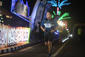 BIB: 43130
                            <button type="button" onclick="openModal(17209911)" class="btn btn-primary btn-sm float-right btn-popup" data-toggle="modal" data-target=".modal-high-quality">
                        <i class="fas fa-shopping-cart"></i> Add to Cart
                    </button>
                                            <button type="button" onclick="isThisMe(17209911, true)" class="btn btn-success btn-sm float-right btn-popup btn-isme hidden" data-toggle="tooltip" data-placement="bottom" title="นี่คือรูปของคุณใช่ไหม คลิกที่นี่เพื่อเอาเข้าอัลบั้ม">
                        <i class="fas fa-plus"></i> Add to album
                    </button>
                    <button type="button" onclick="isThisMe(17209911, false)" class="btn btn-warning btn-sm float-right btn-popup btn-isnotme hidden">
                        <i class="fas fa-ban"></i> Remove from album
                    </button>