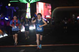 BIB: 41439, 40955
                            <button type="button" onclick="openModal(17202063)" class="btn btn-primary btn-sm float-right btn-popup" data-toggle="modal" data-target=".modal-high-quality">
                        <i class="fas fa-shopping-cart"></i> Add to Cart
                    </button>
                                            <button type="button" onclick="isThisMe(17202063, true)" class="btn btn-success btn-sm float-right btn-popup btn-isme hidden" data-toggle="tooltip" data-placement="bottom" title="นี่คือรูปของคุณใช่ไหม คลิกที่นี่เพื่อเอาเข้าอัลบั้ม">
                        <i class="fas fa-plus"></i> Add to album
                    </button>
                    <button type="button" onclick="isThisMe(17202063, false)" class="btn btn-warning btn-sm float-right btn-popup btn-isnotme hidden">
                        <i class="fas fa-ban"></i> Remove from album
                    </button>