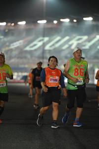 BIB: 2700, 969, 3167
                            <button type="button" onclick="openModal(17018841)" class="btn btn-primary btn-sm float-right btn-popup" data-toggle="modal" data-target=".modal-high-quality">
                        <i class="fas fa-shopping-cart"></i> Add to Cart
                    </button>
                                            <button type="button" onclick="isThisMe(17018841, true)" class="btn btn-success btn-sm float-right btn-popup btn-isme hidden" data-toggle="tooltip" data-placement="bottom" title="นี่คือรูปของคุณใช่ไหม คลิกที่นี่เพื่อเอาเข้าอัลบั้ม">
                        <i class="fas fa-plus"></i> Add to album
                    </button>
                    <button type="button" onclick="isThisMe(17018841, false)" class="btn btn-warning btn-sm float-right btn-popup btn-isnotme hidden">
                        <i class="fas fa-ban"></i> Remove from album
                    </button>