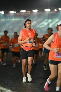 BIB: 322, 255
                            <button type="button" onclick="openModal(16989236)" class="btn btn-primary btn-sm float-right btn-popup" data-toggle="modal" data-target=".modal-high-quality">
                        <i class="fas fa-shopping-cart"></i> Add to Cart
                    </button>
                                            <button type="button" onclick="isThisMe(16989236, true)" class="btn btn-success btn-sm float-right btn-popup btn-isme hidden" data-toggle="tooltip" data-placement="bottom" title="นี่คือรูปของคุณใช่ไหม คลิกที่นี่เพื่อเอาเข้าอัลบั้ม">
                        <i class="fas fa-plus"></i> Add to album
                    </button>
                    <button type="button" onclick="isThisMe(16989236, false)" class="btn btn-warning btn-sm float-right btn-popup btn-isnotme hidden">
                        <i class="fas fa-ban"></i> Remove from album
                    </button>