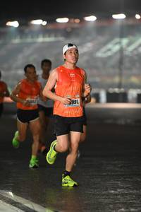 BIB: 991
                            <button type="button" onclick="openModal(16953102)" class="btn btn-primary btn-sm float-right btn-popup" data-toggle="modal" data-target=".modal-high-quality">
                        <i class="fas fa-shopping-cart"></i> Add to Cart
                    </button>
                                            <button type="button" onclick="isThisMe(16953102, true)" class="btn btn-success btn-sm float-right btn-popup btn-isme hidden" data-toggle="tooltip" data-placement="bottom" title="นี่คือรูปของคุณใช่ไหม คลิกที่นี่เพื่อเอาเข้าอัลบั้ม">
                        <i class="fas fa-plus"></i> Add to album
                    </button>
                    <button type="button" onclick="isThisMe(16953102, false)" class="btn btn-warning btn-sm float-right btn-popup btn-isnotme hidden">
                        <i class="fas fa-ban"></i> Remove from album
                    </button>