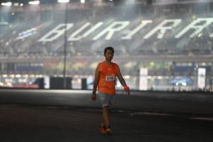 BIB: 23148
                            <button type="button" onclick="openModal(17025549)" class="btn btn-primary btn-sm float-right btn-popup" data-toggle="modal" data-target=".modal-high-quality">
                        <i class="fas fa-shopping-cart"></i> Add to Cart
                    </button>
                                            <button type="button" onclick="isThisMe(17025549, true)" class="btn btn-success btn-sm float-right btn-popup btn-isme hidden" data-toggle="tooltip" data-placement="bottom" title="นี่คือรูปของคุณใช่ไหม คลิกที่นี่เพื่อเอาเข้าอัลบั้ม">
                        <i class="fas fa-plus"></i> Add to album
                    </button>
                    <button type="button" onclick="isThisMe(17025549, false)" class="btn btn-warning btn-sm float-right btn-popup btn-isnotme hidden">
                        <i class="fas fa-ban"></i> Remove from album
                    </button>