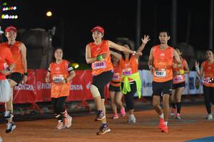 BIB: 26660, 27012, 21387, 21909
                            <button type="button" onclick="openModal(17165476)" class="btn btn-primary btn-sm float-right btn-popup" data-toggle="modal" data-target=".modal-high-quality">
                        <i class="fas fa-shopping-cart"></i> Add to Cart
                    </button>
                                            <button type="button" onclick="isThisMe(17165476, true)" class="btn btn-success btn-sm float-right btn-popup btn-isme hidden" data-toggle="tooltip" data-placement="bottom" title="นี่คือรูปของคุณใช่ไหม คลิกที่นี่เพื่อเอาเข้าอัลบั้ม">
                        <i class="fas fa-plus"></i> Add to album
                    </button>
                    <button type="button" onclick="isThisMe(17165476, false)" class="btn btn-warning btn-sm float-right btn-popup btn-isnotme hidden">
                        <i class="fas fa-ban"></i> Remove from album
                    </button>