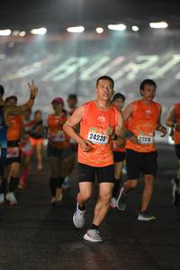 BIB: 22516, 24235
                            <button type="button" onclick="openModal(16982538)" class="btn btn-primary btn-sm float-right btn-popup" data-toggle="modal" data-target=".modal-high-quality">
                        <i class="fas fa-shopping-cart"></i> Add to Cart
                    </button>
                                            <button type="button" onclick="isThisMe(16982538, true)" class="btn btn-success btn-sm float-right btn-popup btn-isme hidden" data-toggle="tooltip" data-placement="bottom" title="นี่คือรูปของคุณใช่ไหม คลิกที่นี่เพื่อเอาเข้าอัลบั้ม">
                        <i class="fas fa-plus"></i> Add to album
                    </button>
                    <button type="button" onclick="isThisMe(16982538, false)" class="btn btn-warning btn-sm float-right btn-popup btn-isnotme hidden">
                        <i class="fas fa-ban"></i> Remove from album
                    </button>