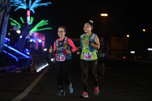 BIB: 427, 
                            <button type="button" onclick="openModal(17206332)" class="btn btn-primary btn-sm float-right btn-popup" data-toggle="modal" data-target=".modal-high-quality">
                        <i class="fas fa-shopping-cart"></i> Add to Cart
                    </button>
                                            <button type="button" onclick="isThisMe(17206332, true)" class="btn btn-success btn-sm float-right btn-popup btn-isme hidden" data-toggle="tooltip" data-placement="bottom" title="นี่คือรูปของคุณใช่ไหม คลิกที่นี่เพื่อเอาเข้าอัลบั้ม">
                        <i class="fas fa-plus"></i> Add to album
                    </button>
                    <button type="button" onclick="isThisMe(17206332, false)" class="btn btn-warning btn-sm float-right btn-popup btn-isnotme hidden">
                        <i class="fas fa-ban"></i> Remove from album
                    </button>