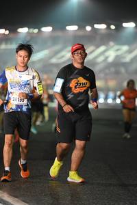 BIB: 20195
                            <button type="button" onclick="openModal(17017597)" class="btn btn-primary btn-sm float-right btn-popup" data-toggle="modal" data-target=".modal-high-quality">
                        <i class="fas fa-shopping-cart"></i> Add to Cart
                    </button>
                                            <button type="button" onclick="isThisMe(17017597, true)" class="btn btn-success btn-sm float-right btn-popup btn-isme hidden" data-toggle="tooltip" data-placement="bottom" title="นี่คือรูปของคุณใช่ไหม คลิกที่นี่เพื่อเอาเข้าอัลบั้ม">
                        <i class="fas fa-plus"></i> Add to album
                    </button>
                    <button type="button" onclick="isThisMe(17017597, false)" class="btn btn-warning btn-sm float-right btn-popup btn-isnotme hidden">
                        <i class="fas fa-ban"></i> Remove from album
                    </button>