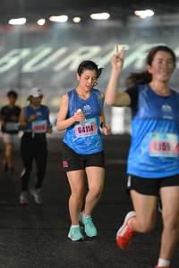 BIB: 64114, 1355
                            <button type="button" onclick="openModal(17051100)" class="btn btn-primary btn-sm float-right btn-popup" data-toggle="modal" data-target=".modal-high-quality">
                        <i class="fas fa-shopping-cart"></i> Add to Cart
                    </button>
                                            <button type="button" onclick="isThisMe(17051100, true)" class="btn btn-success btn-sm float-right btn-popup btn-isme hidden" data-toggle="tooltip" data-placement="bottom" title="นี่คือรูปของคุณใช่ไหม คลิกที่นี่เพื่อเอาเข้าอัลบั้ม">
                        <i class="fas fa-plus"></i> Add to album
                    </button>
                    <button type="button" onclick="isThisMe(17051100, false)" class="btn btn-warning btn-sm float-right btn-popup btn-isnotme hidden">
                        <i class="fas fa-ban"></i> Remove from album
                    </button>