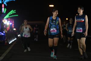 BIB: 425, 44670
                            <button type="button" onclick="openModal(17205557)" class="btn btn-primary btn-sm float-right btn-popup" data-toggle="modal" data-target=".modal-high-quality">
                        <i class="fas fa-shopping-cart"></i> Add to Cart
                    </button>
                                            <button type="button" onclick="isThisMe(17205557, true)" class="btn btn-success btn-sm float-right btn-popup btn-isme hidden" data-toggle="tooltip" data-placement="bottom" title="นี่คือรูปของคุณใช่ไหม คลิกที่นี่เพื่อเอาเข้าอัลบั้ม">
                        <i class="fas fa-plus"></i> Add to album
                    </button>
                    <button type="button" onclick="isThisMe(17205557, false)" class="btn btn-warning btn-sm float-right btn-popup btn-isnotme hidden">
                        <i class="fas fa-ban"></i> Remove from album
                    </button>