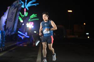 BIB: 4035
                            <button type="button" onclick="openModal(17203277)" class="btn btn-primary btn-sm float-right btn-popup" data-toggle="modal" data-target=".modal-high-quality">
                        <i class="fas fa-shopping-cart"></i> Add to Cart
                    </button>
                                            <button type="button" onclick="isThisMe(17203277, true)" class="btn btn-success btn-sm float-right btn-popup btn-isme hidden" data-toggle="tooltip" data-placement="bottom" title="นี่คือรูปของคุณใช่ไหม คลิกที่นี่เพื่อเอาเข้าอัลบั้ม">
                        <i class="fas fa-plus"></i> Add to album
                    </button>
                    <button type="button" onclick="isThisMe(17203277, false)" class="btn btn-warning btn-sm float-right btn-popup btn-isnotme hidden">
                        <i class="fas fa-ban"></i> Remove from album
                    </button>