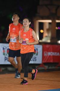BIB: 24142, 526
                            <button type="button" onclick="openModal(17187309)" class="btn btn-primary btn-sm float-right btn-popup" data-toggle="modal" data-target=".modal-high-quality">
                        <i class="fas fa-shopping-cart"></i> Add to Cart
                    </button>
                                            <button type="button" onclick="isThisMe(17187309, true)" class="btn btn-success btn-sm float-right btn-popup btn-isme hidden" data-toggle="tooltip" data-placement="bottom" title="นี่คือรูปของคุณใช่ไหม คลิกที่นี่เพื่อเอาเข้าอัลบั้ม">
                        <i class="fas fa-plus"></i> Add to album
                    </button>
                    <button type="button" onclick="isThisMe(17187309, false)" class="btn btn-warning btn-sm float-right btn-popup btn-isnotme hidden">
                        <i class="fas fa-ban"></i> Remove from album
                    </button>