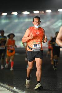 BIB: 21819
                            <button type="button" onclick="openModal(16973821)" class="btn btn-primary btn-sm float-right btn-popup" data-toggle="modal" data-target=".modal-high-quality">
                        <i class="fas fa-shopping-cart"></i> Add to Cart
                    </button>
                                            <button type="button" onclick="isThisMe(16973821, true)" class="btn btn-success btn-sm float-right btn-popup btn-isme hidden" data-toggle="tooltip" data-placement="bottom" title="นี่คือรูปของคุณใช่ไหม คลิกที่นี่เพื่อเอาเข้าอัลบั้ม">
                        <i class="fas fa-plus"></i> Add to album
                    </button>
                    <button type="button" onclick="isThisMe(16973821, false)" class="btn btn-warning btn-sm float-right btn-popup btn-isnotme hidden">
                        <i class="fas fa-ban"></i> Remove from album
                    </button>