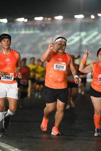 BIB: 23211, 20902
                            <button type="button" onclick="openModal(16992508)" class="btn btn-primary btn-sm float-right btn-popup" data-toggle="modal" data-target=".modal-high-quality">
                        <i class="fas fa-shopping-cart"></i> Add to Cart
                    </button>
                                            <button type="button" onclick="isThisMe(16992508, true)" class="btn btn-success btn-sm float-right btn-popup btn-isme hidden" data-toggle="tooltip" data-placement="bottom" title="นี่คือรูปของคุณใช่ไหม คลิกที่นี่เพื่อเอาเข้าอัลบั้ม">
                        <i class="fas fa-plus"></i> Add to album
                    </button>
                    <button type="button" onclick="isThisMe(16992508, false)" class="btn btn-warning btn-sm float-right btn-popup btn-isnotme hidden">
                        <i class="fas fa-ban"></i> Remove from album
                    </button>