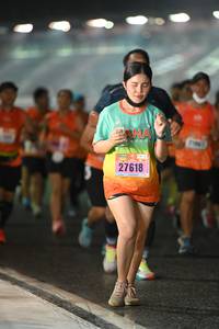 BIB: 27618
                            <button type="button" onclick="openModal(17009541)" class="btn btn-primary btn-sm float-right btn-popup" data-toggle="modal" data-target=".modal-high-quality">
                        <i class="fas fa-shopping-cart"></i> Add to Cart
                    </button>
                                            <button type="button" onclick="isThisMe(17009541, true)" class="btn btn-success btn-sm float-right btn-popup btn-isme hidden" data-toggle="tooltip" data-placement="bottom" title="นี่คือรูปของคุณใช่ไหม คลิกที่นี่เพื่อเอาเข้าอัลบั้ม">
                        <i class="fas fa-plus"></i> Add to album
                    </button>
                    <button type="button" onclick="isThisMe(17009541, false)" class="btn btn-warning btn-sm float-right btn-popup btn-isnotme hidden">
                        <i class="fas fa-ban"></i> Remove from album
                    </button>