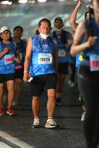 BIB: 799, 13079, 10620, 121
                            <button type="button" onclick="openModal(17071754)" class="btn btn-primary btn-sm float-right btn-popup" data-toggle="modal" data-target=".modal-high-quality">
                        <i class="fas fa-shopping-cart"></i> Add to Cart
                    </button>
                                            <button type="button" onclick="isThisMe(17071754, true)" class="btn btn-success btn-sm float-right btn-popup btn-isme hidden" data-toggle="tooltip" data-placement="bottom" title="นี่คือรูปของคุณใช่ไหม คลิกที่นี่เพื่อเอาเข้าอัลบั้ม">
                        <i class="fas fa-plus"></i> Add to album
                    </button>
                    <button type="button" onclick="isThisMe(17071754, false)" class="btn btn-warning btn-sm float-right btn-popup btn-isnotme hidden">
                        <i class="fas fa-ban"></i> Remove from album
                    </button>