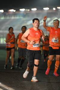 BIB: 040, 64280
                            <button type="button" onclick="openModal(17017765)" class="btn btn-primary btn-sm float-right btn-popup" data-toggle="modal" data-target=".modal-high-quality">
                        <i class="fas fa-shopping-cart"></i> Add to Cart
                    </button>
                                            <button type="button" onclick="isThisMe(17017765, true)" class="btn btn-success btn-sm float-right btn-popup btn-isme hidden" data-toggle="tooltip" data-placement="bottom" title="นี่คือรูปของคุณใช่ไหม คลิกที่นี่เพื่อเอาเข้าอัลบั้ม">
                        <i class="fas fa-plus"></i> Add to album
                    </button>
                    <button type="button" onclick="isThisMe(17017765, false)" class="btn btn-warning btn-sm float-right btn-popup btn-isnotme hidden">
                        <i class="fas fa-ban"></i> Remove from album
                    </button>