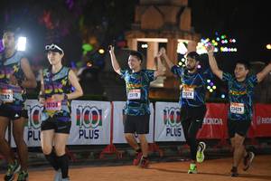 BIB: 282, 23915, 23574, 26138, 23429
                            <button type="button" onclick="openModal(17163448)" class="btn btn-primary btn-sm float-right btn-popup" data-toggle="modal" data-target=".modal-high-quality">
                        <i class="fas fa-shopping-cart"></i> Add to Cart
                    </button>
                                            <button type="button" onclick="isThisMe(17163448, true)" class="btn btn-success btn-sm float-right btn-popup btn-isme hidden" data-toggle="tooltip" data-placement="bottom" title="นี่คือรูปของคุณใช่ไหม คลิกที่นี่เพื่อเอาเข้าอัลบั้ม">
                        <i class="fas fa-plus"></i> Add to album
                    </button>
                    <button type="button" onclick="isThisMe(17163448, false)" class="btn btn-warning btn-sm float-right btn-popup btn-isnotme hidden">
                        <i class="fas fa-ban"></i> Remove from album
                    </button>