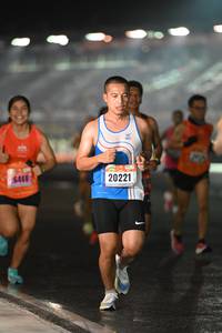 BIB: 6465, 20221
                            <button type="button" onclick="openModal(16963275)" class="btn btn-primary btn-sm float-right btn-popup" data-toggle="modal" data-target=".modal-high-quality">
                        <i class="fas fa-shopping-cart"></i> Add to Cart
                    </button>
                                            <button type="button" onclick="isThisMe(16963275, true)" class="btn btn-success btn-sm float-right btn-popup btn-isme hidden" data-toggle="tooltip" data-placement="bottom" title="นี่คือรูปของคุณใช่ไหม คลิกที่นี่เพื่อเอาเข้าอัลบั้ม">
                        <i class="fas fa-plus"></i> Add to album
                    </button>
                    <button type="button" onclick="isThisMe(16963275, false)" class="btn btn-warning btn-sm float-right btn-popup btn-isnotme hidden">
                        <i class="fas fa-ban"></i> Remove from album
                    </button>