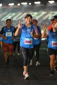 BIB: 11037, 13469, 1295
                            <button type="button" onclick="openModal(17069557)" class="btn btn-primary btn-sm float-right btn-popup" data-toggle="modal" data-target=".modal-high-quality">
                        <i class="fas fa-shopping-cart"></i> Add to Cart
                    </button>
                                            <button type="button" onclick="isThisMe(17069557, true)" class="btn btn-success btn-sm float-right btn-popup btn-isme hidden" data-toggle="tooltip" data-placement="bottom" title="นี่คือรูปของคุณใช่ไหม คลิกที่นี่เพื่อเอาเข้าอัลบั้ม">
                        <i class="fas fa-plus"></i> Add to album
                    </button>
                    <button type="button" onclick="isThisMe(17069557, false)" class="btn btn-warning btn-sm float-right btn-popup btn-isnotme hidden">
                        <i class="fas fa-ban"></i> Remove from album
                    </button>