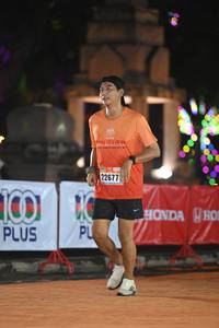 BIB: 22677, 100
                            <button type="button" onclick="openModal(17169484)" class="btn btn-primary btn-sm float-right btn-popup" data-toggle="modal" data-target=".modal-high-quality">
                        <i class="fas fa-shopping-cart"></i> Add to Cart
                    </button>
                                            <button type="button" onclick="isThisMe(17169484, true)" class="btn btn-success btn-sm float-right btn-popup btn-isme hidden" data-toggle="tooltip" data-placement="bottom" title="นี่คือรูปของคุณใช่ไหม คลิกที่นี่เพื่อเอาเข้าอัลบั้ม">
                        <i class="fas fa-plus"></i> Add to album
                    </button>
                    <button type="button" onclick="isThisMe(17169484, false)" class="btn btn-warning btn-sm float-right btn-popup btn-isnotme hidden">
                        <i class="fas fa-ban"></i> Remove from album
                    </button>