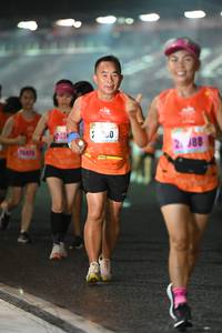 BIB: 241
                            <button type="button" onclick="openModal(17001614)" class="btn btn-primary btn-sm float-right btn-popup" data-toggle="modal" data-target=".modal-high-quality">
                        <i class="fas fa-shopping-cart"></i> Add to Cart
                    </button>
                                            <button type="button" onclick="isThisMe(17001614, true)" class="btn btn-success btn-sm float-right btn-popup btn-isme hidden" data-toggle="tooltip" data-placement="bottom" title="นี่คือรูปของคุณใช่ไหม คลิกที่นี่เพื่อเอาเข้าอัลบั้ม">
                        <i class="fas fa-plus"></i> Add to album
                    </button>
                    <button type="button" onclick="isThisMe(17001614, false)" class="btn btn-warning btn-sm float-right btn-popup btn-isnotme hidden">
                        <i class="fas fa-ban"></i> Remove from album
                    </button>