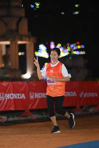 BIB: 265
                            <button type="button" onclick="openModal(17181238)" class="btn btn-primary btn-sm float-right btn-popup" data-toggle="modal" data-target=".modal-high-quality">
                        <i class="fas fa-shopping-cart"></i> Add to Cart
                    </button>
                                            <button type="button" onclick="isThisMe(17181238, true)" class="btn btn-success btn-sm float-right btn-popup btn-isme hidden" data-toggle="tooltip" data-placement="bottom" title="นี่คือรูปของคุณใช่ไหม คลิกที่นี่เพื่อเอาเข้าอัลบั้ม">
                        <i class="fas fa-plus"></i> Add to album
                    </button>
                    <button type="button" onclick="isThisMe(17181238, false)" class="btn btn-warning btn-sm float-right btn-popup btn-isnotme hidden">
                        <i class="fas fa-ban"></i> Remove from album
                    </button>