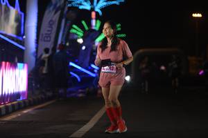 BIB: 0000
                            <button type="button" onclick="openModal(17211261)" class="btn btn-primary btn-sm float-right btn-popup" data-toggle="modal" data-target=".modal-high-quality">
                        <i class="fas fa-shopping-cart"></i> Add to Cart
                    </button>
                                            <button type="button" onclick="isThisMe(17211261, true)" class="btn btn-success btn-sm float-right btn-popup btn-isme hidden" data-toggle="tooltip" data-placement="bottom" title="นี่คือรูปของคุณใช่ไหม คลิกที่นี่เพื่อเอาเข้าอัลบั้ม">
                        <i class="fas fa-plus"></i> Add to album
                    </button>
                    <button type="button" onclick="isThisMe(17211261, false)" class="btn btn-warning btn-sm float-right btn-popup btn-isnotme hidden">
                        <i class="fas fa-ban"></i> Remove from album
                    </button>