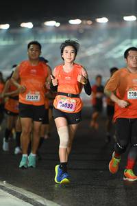 BIB: 2281, 23579, 093
                            <button type="button" onclick="openModal(16991902)" class="btn btn-primary btn-sm float-right btn-popup" data-toggle="modal" data-target=".modal-high-quality">
                        <i class="fas fa-shopping-cart"></i> Add to Cart
                    </button>
                                            <button type="button" onclick="isThisMe(16991902, true)" class="btn btn-success btn-sm float-right btn-popup btn-isme hidden" data-toggle="tooltip" data-placement="bottom" title="นี่คือรูปของคุณใช่ไหม คลิกที่นี่เพื่อเอาเข้าอัลบั้ม">
                        <i class="fas fa-plus"></i> Add to album
                    </button>
                    <button type="button" onclick="isThisMe(16991902, false)" class="btn btn-warning btn-sm float-right btn-popup btn-isnotme hidden">
                        <i class="fas fa-ban"></i> Remove from album
                    </button>