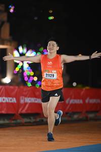 BIB: 21129
                            <button type="button" onclick="openModal(17168410)" class="btn btn-primary btn-sm float-right btn-popup" data-toggle="modal" data-target=".modal-high-quality">
                        <i class="fas fa-shopping-cart"></i> Add to Cart
                    </button>
                                            <button type="button" onclick="isThisMe(17168410, true)" class="btn btn-success btn-sm float-right btn-popup btn-isme hidden" data-toggle="tooltip" data-placement="bottom" title="นี่คือรูปของคุณใช่ไหม คลิกที่นี่เพื่อเอาเข้าอัลบั้ม">
                        <i class="fas fa-plus"></i> Add to album
                    </button>
                    <button type="button" onclick="isThisMe(17168410, false)" class="btn btn-warning btn-sm float-right btn-popup btn-isnotme hidden">
                        <i class="fas fa-ban"></i> Remove from album
                    </button>