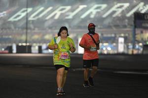 BIB: 2076, 27517
                            <button type="button" onclick="openModal(17025157)" class="btn btn-primary btn-sm float-right btn-popup" data-toggle="modal" data-target=".modal-high-quality">
                        <i class="fas fa-shopping-cart"></i> Add to Cart
                    </button>
                                            <button type="button" onclick="isThisMe(17025157, true)" class="btn btn-success btn-sm float-right btn-popup btn-isme hidden" data-toggle="tooltip" data-placement="bottom" title="นี่คือรูปของคุณใช่ไหม คลิกที่นี่เพื่อเอาเข้าอัลบั้ม">
                        <i class="fas fa-plus"></i> Add to album
                    </button>
                    <button type="button" onclick="isThisMe(17025157, false)" class="btn btn-warning btn-sm float-right btn-popup btn-isnotme hidden">
                        <i class="fas fa-ban"></i> Remove from album
                    </button>