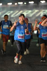 BIB: 1103, 12957, 13469
                            <button type="button" onclick="openModal(17069568)" class="btn btn-primary btn-sm float-right btn-popup" data-toggle="modal" data-target=".modal-high-quality">
                        <i class="fas fa-shopping-cart"></i> Add to Cart
                    </button>
                                            <button type="button" onclick="isThisMe(17069568, true)" class="btn btn-success btn-sm float-right btn-popup btn-isme hidden" data-toggle="tooltip" data-placement="bottom" title="นี่คือรูปของคุณใช่ไหม คลิกที่นี่เพื่อเอาเข้าอัลบั้ม">
                        <i class="fas fa-plus"></i> Add to album
                    </button>
                    <button type="button" onclick="isThisMe(17069568, false)" class="btn btn-warning btn-sm float-right btn-popup btn-isnotme hidden">
                        <i class="fas fa-ban"></i> Remove from album
                    </button>