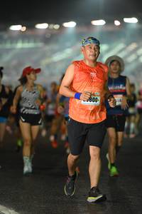 BIB: 800
                            <button type="button" onclick="openModal(16989742)" class="btn btn-primary btn-sm float-right btn-popup" data-toggle="modal" data-target=".modal-high-quality">
                        <i class="fas fa-shopping-cart"></i> Add to Cart
                    </button>
                                            <button type="button" onclick="isThisMe(16989742, true)" class="btn btn-success btn-sm float-right btn-popup btn-isme hidden" data-toggle="tooltip" data-placement="bottom" title="นี่คือรูปของคุณใช่ไหม คลิกที่นี่เพื่อเอาเข้าอัลบั้ม">
                        <i class="fas fa-plus"></i> Add to album
                    </button>
                    <button type="button" onclick="isThisMe(16989742, false)" class="btn btn-warning btn-sm float-right btn-popup btn-isnotme hidden">
                        <i class="fas fa-ban"></i> Remove from album
                    </button>