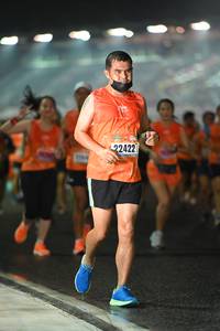 BIB: 22422
                            <button type="button" onclick="openModal(16990538)" class="btn btn-primary btn-sm float-right btn-popup" data-toggle="modal" data-target=".modal-high-quality">
                        <i class="fas fa-shopping-cart"></i> Add to Cart
                    </button>
                                            <button type="button" onclick="isThisMe(16990538, true)" class="btn btn-success btn-sm float-right btn-popup btn-isme hidden" data-toggle="tooltip" data-placement="bottom" title="นี่คือรูปของคุณใช่ไหม คลิกที่นี่เพื่อเอาเข้าอัลบั้ม">
                        <i class="fas fa-plus"></i> Add to album
                    </button>
                    <button type="button" onclick="isThisMe(16990538, false)" class="btn btn-warning btn-sm float-right btn-popup btn-isnotme hidden">
                        <i class="fas fa-ban"></i> Remove from album
                    </button>