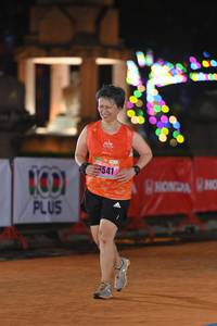BIB: 541
                            <button type="button" onclick="openModal(17170950)" class="btn btn-primary btn-sm float-right btn-popup" data-toggle="modal" data-target=".modal-high-quality">
                        <i class="fas fa-shopping-cart"></i> Add to Cart
                    </button>
                                            <button type="button" onclick="isThisMe(17170950, true)" class="btn btn-success btn-sm float-right btn-popup btn-isme hidden" data-toggle="tooltip" data-placement="bottom" title="นี่คือรูปของคุณใช่ไหม คลิกที่นี่เพื่อเอาเข้าอัลบั้ม">
                        <i class="fas fa-plus"></i> Add to album
                    </button>
                    <button type="button" onclick="isThisMe(17170950, false)" class="btn btn-warning btn-sm float-right btn-popup btn-isnotme hidden">
                        <i class="fas fa-ban"></i> Remove from album
                    </button>