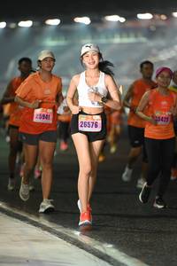 BIB: 25425, 25941, 26576
                            <button type="button" onclick="openModal(16999914)" class="btn btn-primary btn-sm float-right btn-popup" data-toggle="modal" data-target=".modal-high-quality">
                        <i class="fas fa-shopping-cart"></i> Add to Cart
                    </button>
                                            <button type="button" onclick="isThisMe(16999914, true)" class="btn btn-success btn-sm float-right btn-popup btn-isme hidden" data-toggle="tooltip" data-placement="bottom" title="นี่คือรูปของคุณใช่ไหม คลิกที่นี่เพื่อเอาเข้าอัลบั้ม">
                        <i class="fas fa-plus"></i> Add to album
                    </button>
                    <button type="button" onclick="isThisMe(16999914, false)" class="btn btn-warning btn-sm float-right btn-popup btn-isnotme hidden">
                        <i class="fas fa-ban"></i> Remove from album
                    </button>