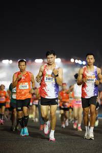 BIB: 21012, 0984, 21680
                            <button type="button" onclick="openModal(16998981)" class="btn btn-primary btn-sm float-right btn-popup" data-toggle="modal" data-target=".modal-high-quality">
                        <i class="fas fa-shopping-cart"></i> Add to Cart
                    </button>
                                            <button type="button" onclick="isThisMe(16998981, true)" class="btn btn-success btn-sm float-right btn-popup btn-isme hidden" data-toggle="tooltip" data-placement="bottom" title="นี่คือรูปของคุณใช่ไหม คลิกที่นี่เพื่อเอาเข้าอัลบั้ม">
                        <i class="fas fa-plus"></i> Add to album
                    </button>
                    <button type="button" onclick="isThisMe(16998981, false)" class="btn btn-warning btn-sm float-right btn-popup btn-isnotme hidden">
                        <i class="fas fa-ban"></i> Remove from album
                    </button>