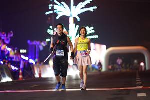 BIB: 43056, 446
                            <button type="button" onclick="openModal(17291663)" class="btn btn-primary btn-sm float-right btn-popup" data-toggle="modal" data-target=".modal-high-quality">
                        <i class="fas fa-shopping-cart"></i> Add to Cart
                    </button>
                                            <button type="button" onclick="isThisMe(17291663, true)" class="btn btn-success btn-sm float-right btn-popup btn-isme hidden" data-toggle="tooltip" data-placement="bottom" title="นี่คือรูปของคุณใช่ไหม คลิกที่นี่เพื่อเอาเข้าอัลบั้ม">
                        <i class="fas fa-plus"></i> Add to album
                    </button>
                    <button type="button" onclick="isThisMe(17291663, false)" class="btn btn-warning btn-sm float-right btn-popup btn-isnotme hidden">
                        <i class="fas fa-ban"></i> Remove from album
                    </button>