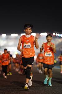 BIB: 20819, 22087
                            <button type="button" onclick="openModal(17003098)" class="btn btn-primary btn-sm float-right btn-popup" data-toggle="modal" data-target=".modal-high-quality">
                        <i class="fas fa-shopping-cart"></i> Add to Cart
                    </button>
                                            <button type="button" onclick="isThisMe(17003098, true)" class="btn btn-success btn-sm float-right btn-popup btn-isme hidden" data-toggle="tooltip" data-placement="bottom" title="นี่คือรูปของคุณใช่ไหม คลิกที่นี่เพื่อเอาเข้าอัลบั้ม">
                        <i class="fas fa-plus"></i> Add to album
                    </button>
                    <button type="button" onclick="isThisMe(17003098, false)" class="btn btn-warning btn-sm float-right btn-popup btn-isnotme hidden">
                        <i class="fas fa-ban"></i> Remove from album
                    </button>