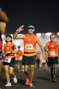 BIB: 22139, 21853, 9422
                            <button type="button" onclick="openModal(17003750)" class="btn btn-primary btn-sm float-right btn-popup" data-toggle="modal" data-target=".modal-high-quality">
                        <i class="fas fa-shopping-cart"></i> Add to Cart
                    </button>
                                            <button type="button" onclick="isThisMe(17003750, true)" class="btn btn-success btn-sm float-right btn-popup btn-isme hidden" data-toggle="tooltip" data-placement="bottom" title="นี่คือรูปของคุณใช่ไหม คลิกที่นี่เพื่อเอาเข้าอัลบั้ม">
                        <i class="fas fa-plus"></i> Add to album
                    </button>
                    <button type="button" onclick="isThisMe(17003750, false)" class="btn btn-warning btn-sm float-right btn-popup btn-isnotme hidden">
                        <i class="fas fa-ban"></i> Remove from album
                    </button>