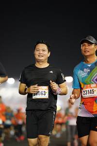 BIB: 8063, 23145
                            <button type="button" onclick="openModal(17008096)" class="btn btn-primary btn-sm float-right btn-popup" data-toggle="modal" data-target=".modal-high-quality">
                        <i class="fas fa-shopping-cart"></i> Add to Cart
                    </button>
                                            <button type="button" onclick="isThisMe(17008096, true)" class="btn btn-success btn-sm float-right btn-popup btn-isme hidden" data-toggle="tooltip" data-placement="bottom" title="นี่คือรูปของคุณใช่ไหม คลิกที่นี่เพื่อเอาเข้าอัลบั้ม">
                        <i class="fas fa-plus"></i> Add to album
                    </button>
                    <button type="button" onclick="isThisMe(17008096, false)" class="btn btn-warning btn-sm float-right btn-popup btn-isnotme hidden">
                        <i class="fas fa-ban"></i> Remove from album
                    </button>