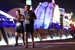 BIB: 2835, 43133
                            <button type="button" onclick="openModal(17270106)" class="btn btn-primary btn-sm float-right btn-popup" data-toggle="modal" data-target=".modal-high-quality">
                        <i class="fas fa-shopping-cart"></i> Add to Cart
                    </button>
                                            <button type="button" onclick="isThisMe(17270106, true)" class="btn btn-success btn-sm float-right btn-popup btn-isme hidden" data-toggle="tooltip" data-placement="bottom" title="นี่คือรูปของคุณใช่ไหม คลิกที่นี่เพื่อเอาเข้าอัลบั้ม">
                        <i class="fas fa-plus"></i> Add to album
                    </button>
                    <button type="button" onclick="isThisMe(17270106, false)" class="btn btn-warning btn-sm float-right btn-popup btn-isnotme hidden">
                        <i class="fas fa-ban"></i> Remove from album
                    </button>