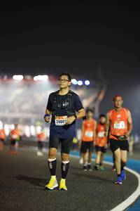 BIB: 2400
                            <button type="button" onclick="openModal(17040173)" class="btn btn-primary btn-sm float-right btn-popup" data-toggle="modal" data-target=".modal-high-quality">
                        <i class="fas fa-shopping-cart"></i> Add to Cart
                    </button>
                                            <button type="button" onclick="isThisMe(17040173, true)" class="btn btn-success btn-sm float-right btn-popup btn-isme hidden" data-toggle="tooltip" data-placement="bottom" title="นี่คือรูปของคุณใช่ไหม คลิกที่นี่เพื่อเอาเข้าอัลบั้ม">
                        <i class="fas fa-plus"></i> Add to album
                    </button>
                    <button type="button" onclick="isThisMe(17040173, false)" class="btn btn-warning btn-sm float-right btn-popup btn-isnotme hidden">
                        <i class="fas fa-ban"></i> Remove from album
                    </button>