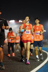 BIB: 909, 27451
                            <button type="button" onclick="openModal(17021536)" class="btn btn-primary btn-sm float-right btn-popup" data-toggle="modal" data-target=".modal-high-quality">
                        <i class="fas fa-shopping-cart"></i> Add to Cart
                    </button>
                                            <button type="button" onclick="isThisMe(17021536, true)" class="btn btn-success btn-sm float-right btn-popup btn-isme hidden" data-toggle="tooltip" data-placement="bottom" title="นี่คือรูปของคุณใช่ไหม คลิกที่นี่เพื่อเอาเข้าอัลบั้ม">
                        <i class="fas fa-plus"></i> Add to album
                    </button>
                    <button type="button" onclick="isThisMe(17021536, false)" class="btn btn-warning btn-sm float-right btn-popup btn-isnotme hidden">
                        <i class="fas fa-ban"></i> Remove from album
                    </button>