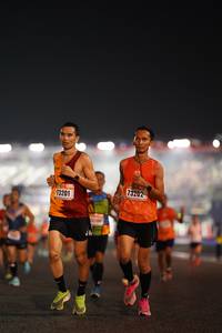 BIB: 73202, 13201
                            <button type="button" onclick="openModal(16973792)" class="btn btn-primary btn-sm float-right btn-popup" data-toggle="modal" data-target=".modal-high-quality">
                        <i class="fas fa-shopping-cart"></i> Add to Cart
                    </button>
                                            <button type="button" onclick="isThisMe(16973792, true)" class="btn btn-success btn-sm float-right btn-popup btn-isme hidden" data-toggle="tooltip" data-placement="bottom" title="นี่คือรูปของคุณใช่ไหม คลิกที่นี่เพื่อเอาเข้าอัลบั้ม">
                        <i class="fas fa-plus"></i> Add to album
                    </button>
                    <button type="button" onclick="isThisMe(16973792, false)" class="btn btn-warning btn-sm float-right btn-popup btn-isnotme hidden">
                        <i class="fas fa-ban"></i> Remove from album
                    </button>