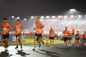 BIB: 4220, 769
                            <button type="button" onclick="openModal(16964310)" class="btn btn-primary btn-sm float-right btn-popup" data-toggle="modal" data-target=".modal-high-quality">
                        <i class="fas fa-shopping-cart"></i> Add to Cart
                    </button>
                                            <button type="button" onclick="isThisMe(16964310, true)" class="btn btn-success btn-sm float-right btn-popup btn-isme hidden" data-toggle="tooltip" data-placement="bottom" title="นี่คือรูปของคุณใช่ไหม คลิกที่นี่เพื่อเอาเข้าอัลบั้ม">
                        <i class="fas fa-plus"></i> Add to album
                    </button>
                    <button type="button" onclick="isThisMe(16964310, false)" class="btn btn-warning btn-sm float-right btn-popup btn-isnotme hidden">
                        <i class="fas fa-ban"></i> Remove from album
                    </button>