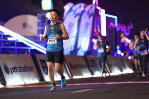 BIB: 41291
                            <button type="button" onclick="openModal(17292541)" class="btn btn-primary btn-sm float-right btn-popup" data-toggle="modal" data-target=".modal-high-quality">
                        <i class="fas fa-shopping-cart"></i> Add to Cart
                    </button>
                                            <button type="button" onclick="isThisMe(17292541, true)" class="btn btn-success btn-sm float-right btn-popup btn-isme hidden" data-toggle="tooltip" data-placement="bottom" title="นี่คือรูปของคุณใช่ไหม คลิกที่นี่เพื่อเอาเข้าอัลบั้ม">
                        <i class="fas fa-plus"></i> Add to album
                    </button>
                    <button type="button" onclick="isThisMe(17292541, false)" class="btn btn-warning btn-sm float-right btn-popup btn-isnotme hidden">
                        <i class="fas fa-ban"></i> Remove from album
                    </button>