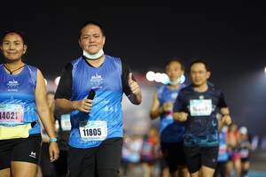 BIB: 14021, 11805, 
                            <button type="button" onclick="openModal(17095858)" class="btn btn-primary btn-sm float-right btn-popup" data-toggle="modal" data-target=".modal-high-quality">
                        <i class="fas fa-shopping-cart"></i> Add to Cart
                    </button>
                                            <button type="button" onclick="isThisMe(17095858, true)" class="btn btn-success btn-sm float-right btn-popup btn-isme hidden" data-toggle="tooltip" data-placement="bottom" title="นี่คือรูปของคุณใช่ไหม คลิกที่นี่เพื่อเอาเข้าอัลบั้ม">
                        <i class="fas fa-plus"></i> Add to album
                    </button>
                    <button type="button" onclick="isThisMe(17095858, false)" class="btn btn-warning btn-sm float-right btn-popup btn-isnotme hidden">
                        <i class="fas fa-ban"></i> Remove from album
                    </button>