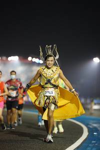 BIB: 20135
                            <button type="button" onclick="openModal(17037902)" class="btn btn-primary btn-sm float-right btn-popup" data-toggle="modal" data-target=".modal-high-quality">
                        <i class="fas fa-shopping-cart"></i> Add to Cart
                    </button>
                                            <button type="button" onclick="isThisMe(17037902, true)" class="btn btn-success btn-sm float-right btn-popup btn-isme hidden" data-toggle="tooltip" data-placement="bottom" title="นี่คือรูปของคุณใช่ไหม คลิกที่นี่เพื่อเอาเข้าอัลบั้ม">
                        <i class="fas fa-plus"></i> Add to album
                    </button>
                    <button type="button" onclick="isThisMe(17037902, false)" class="btn btn-warning btn-sm float-right btn-popup btn-isnotme hidden">
                        <i class="fas fa-ban"></i> Remove from album
                    </button>