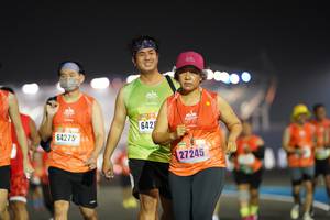 BIB: 642, 64275, 27245
                            <button type="button" onclick="openModal(17041041)" class="btn btn-primary btn-sm float-right btn-popup" data-toggle="modal" data-target=".modal-high-quality">
                        <i class="fas fa-shopping-cart"></i> Add to Cart
                    </button>
                                            <button type="button" onclick="isThisMe(17041041, true)" class="btn btn-success btn-sm float-right btn-popup btn-isme hidden" data-toggle="tooltip" data-placement="bottom" title="นี่คือรูปของคุณใช่ไหม คลิกที่นี่เพื่อเอาเข้าอัลบั้ม">
                        <i class="fas fa-plus"></i> Add to album
                    </button>
                    <button type="button" onclick="isThisMe(17041041, false)" class="btn btn-warning btn-sm float-right btn-popup btn-isnotme hidden">
                        <i class="fas fa-ban"></i> Remove from album
                    </button>